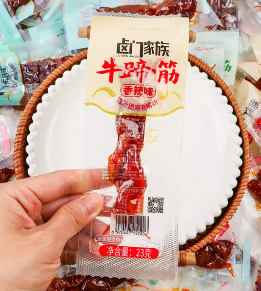 卤门家族牛蹄筋香辣味23g
